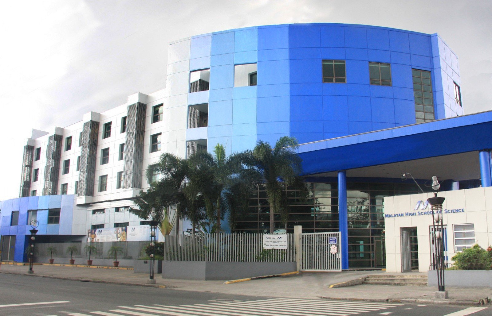 Malayan High School of Science recognized by DOST MNLToday.ph