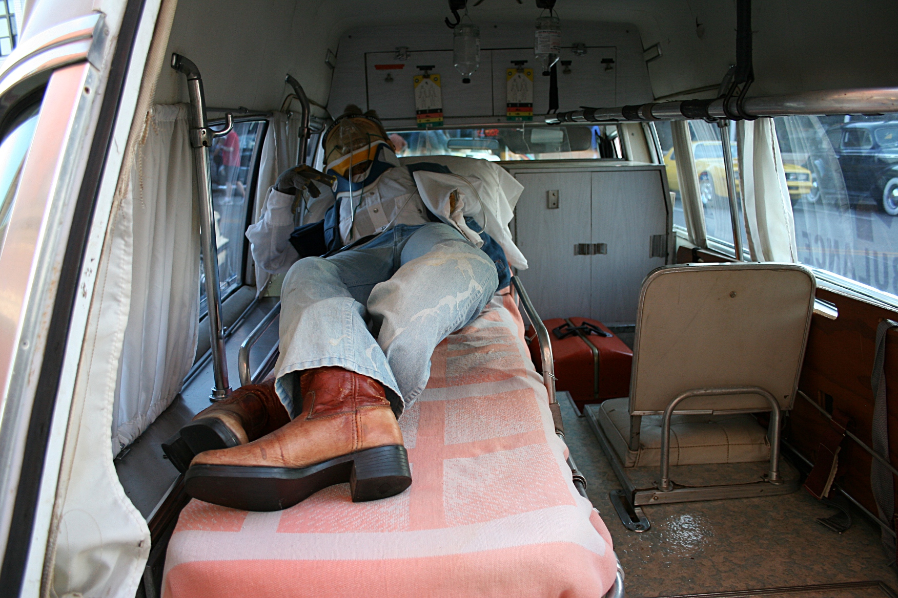 One couple’s affection for a vintage ambulance Minnesota
