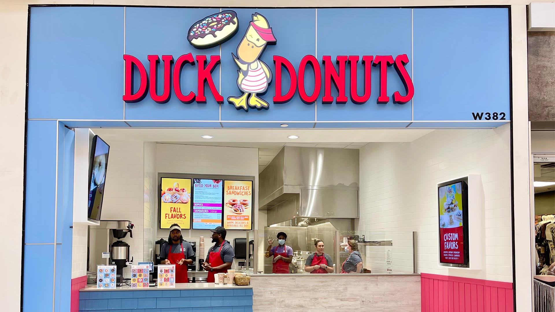 Duck Donuts Mall of America®