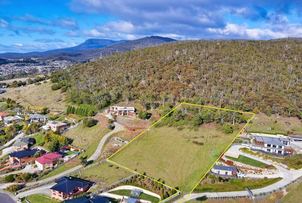 129 Road Moane's Real Estate