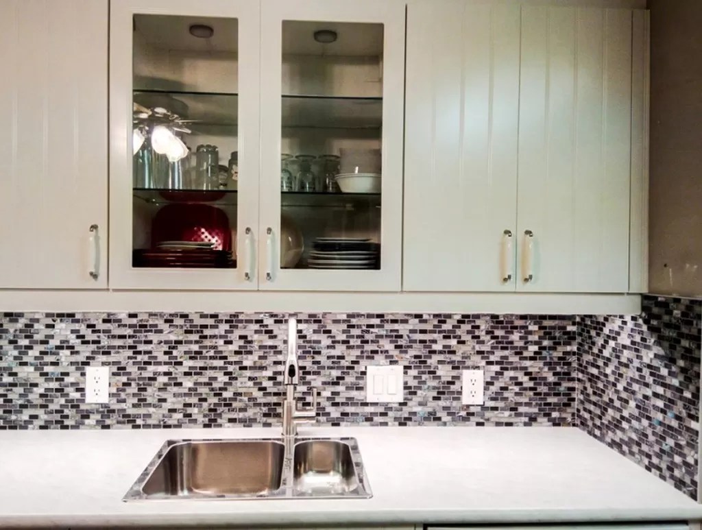 Moar Tile Inc Backsplash Installations in Edmonton