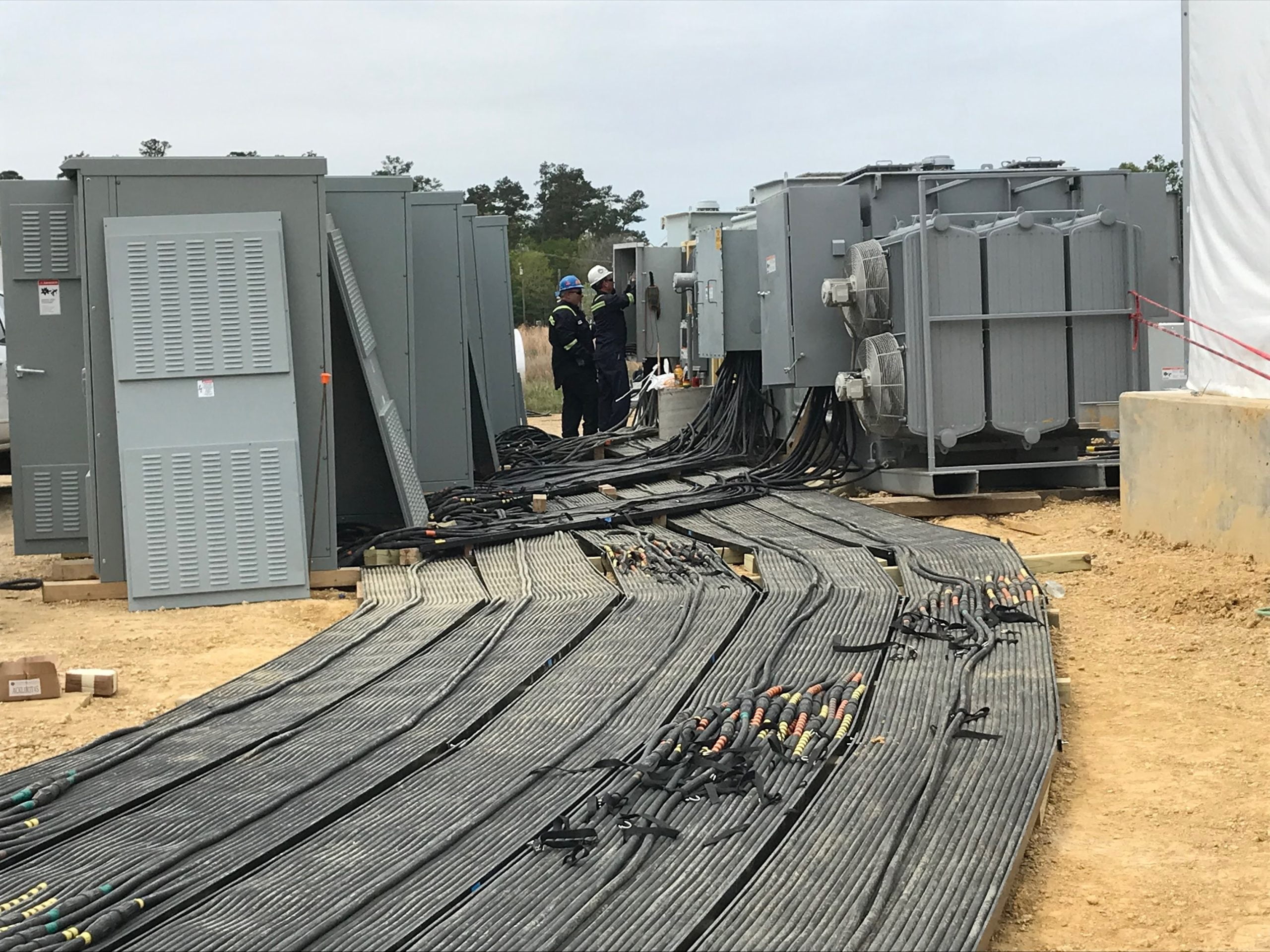 Power Generation Rentals & Temporary Jobsite Power Rental Mobile Air