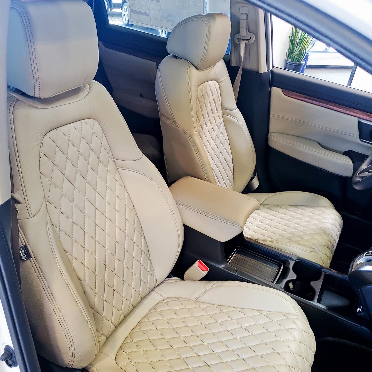 Leather & Heated Seats Mobile Car Pro Car Accessory Installation