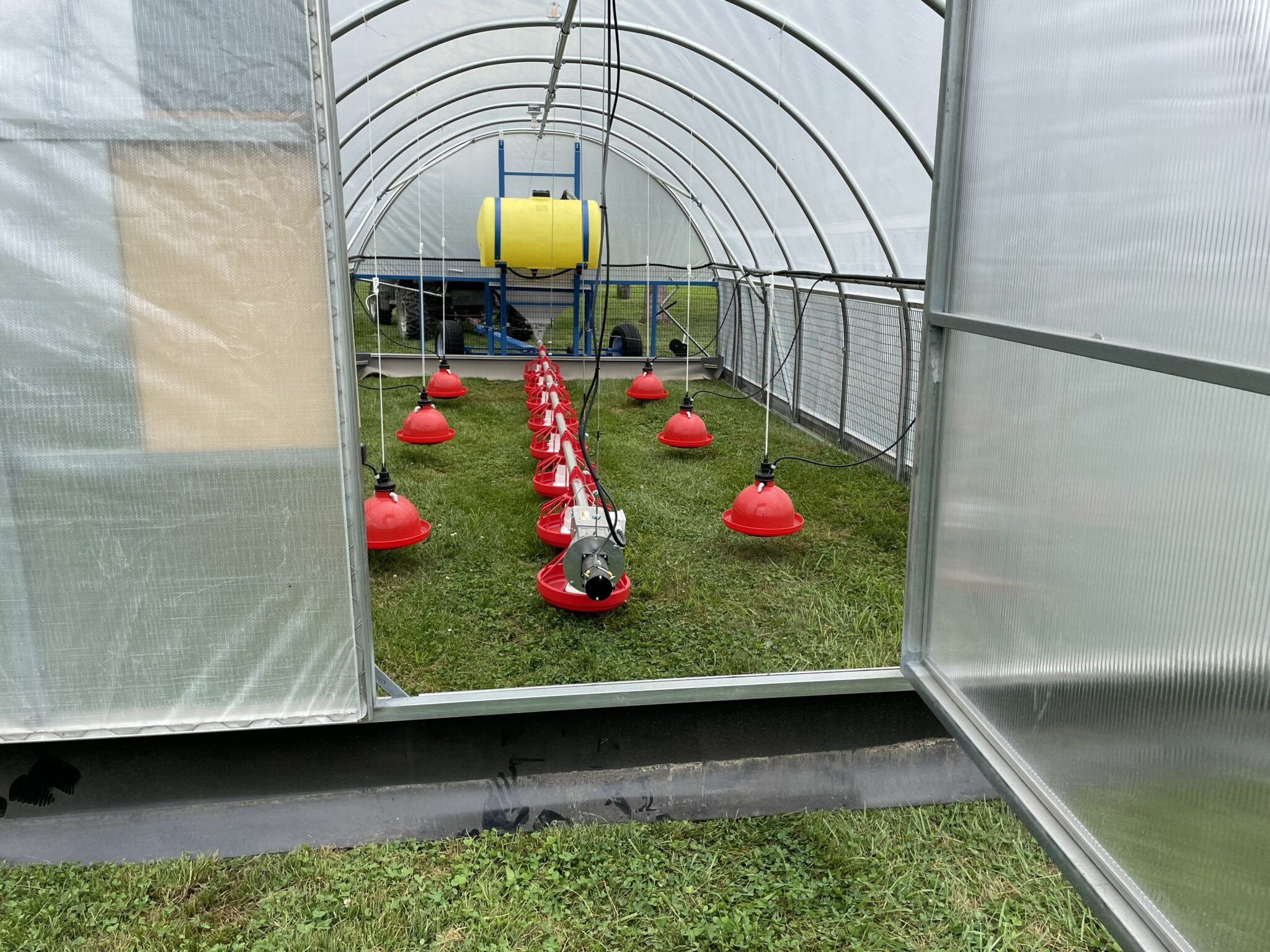 Mobile Range Coop [Broilers] Model 250