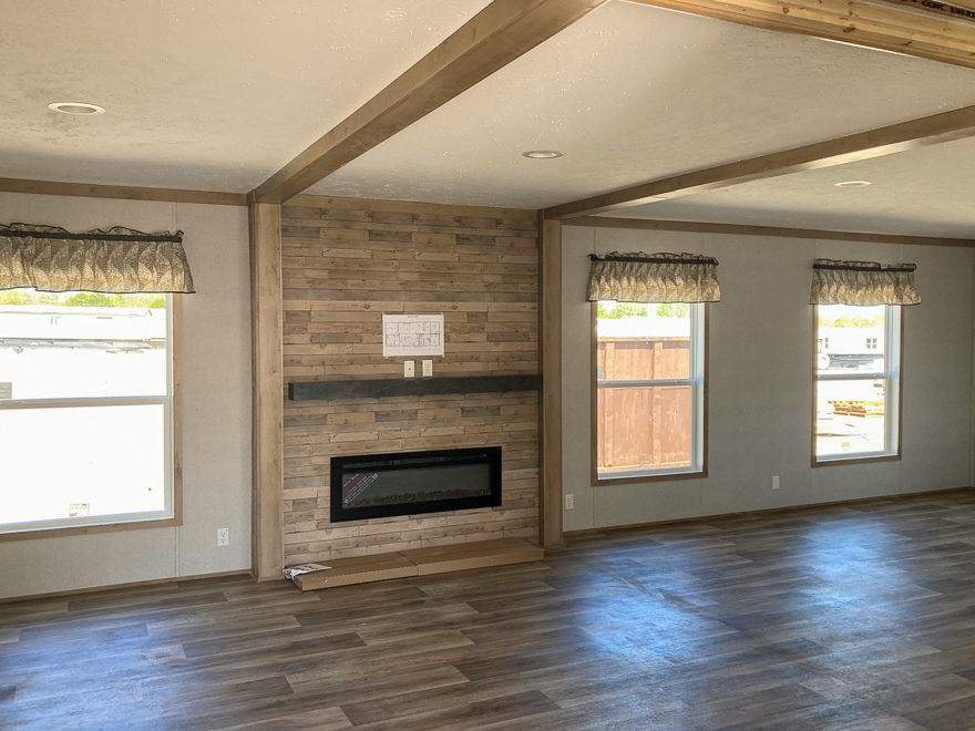 Campton 28.0 X 60.0 1600 sqft Mobile Home Factory Expo Home Centers