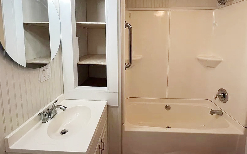 Mobile Home Bathtubs A Guide to Types, Sizes, and Replacements