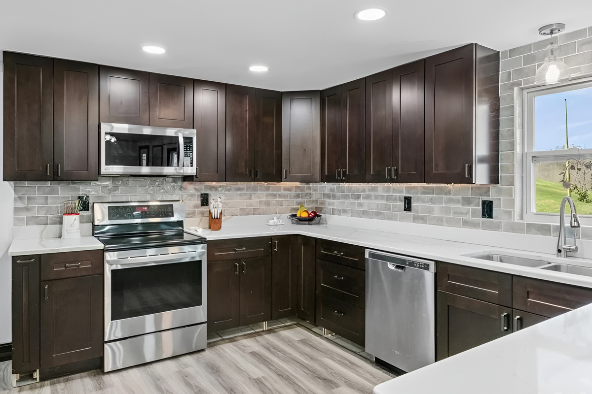 How to Fit Regular Kitchen in a Mobile Home