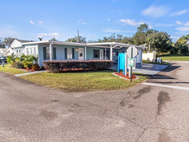 Forest Lake Village RV Resort Homes for Sale in Zephyrhills FL