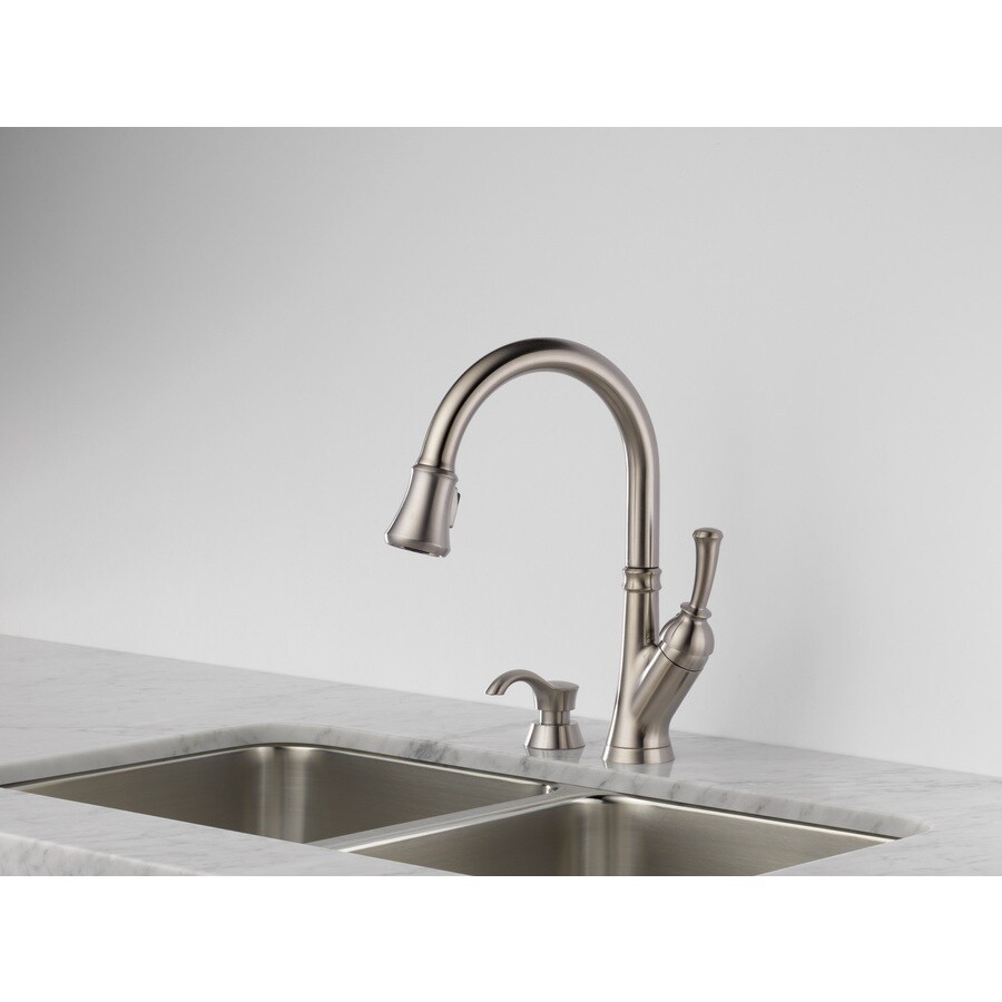 Delta Savile with Filtration Stainless 1Handle DeckMount PullDown