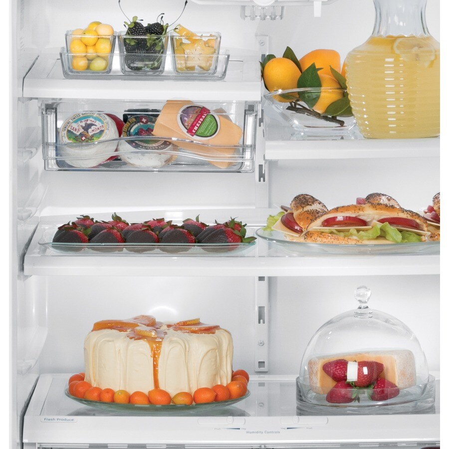 GE 20cu ft TopFreezer Refrigerator (Black) at