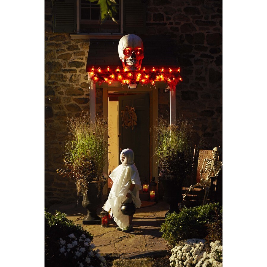 Holiday Living (No Cinematic Universe) Lighted Musical Usage Skeleton