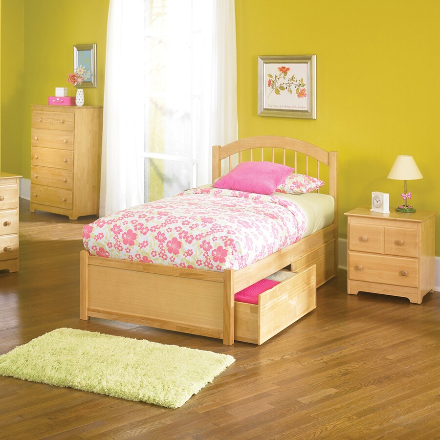 Atlantic Furniture Windsor Natural Maple Queen Platform Bed at