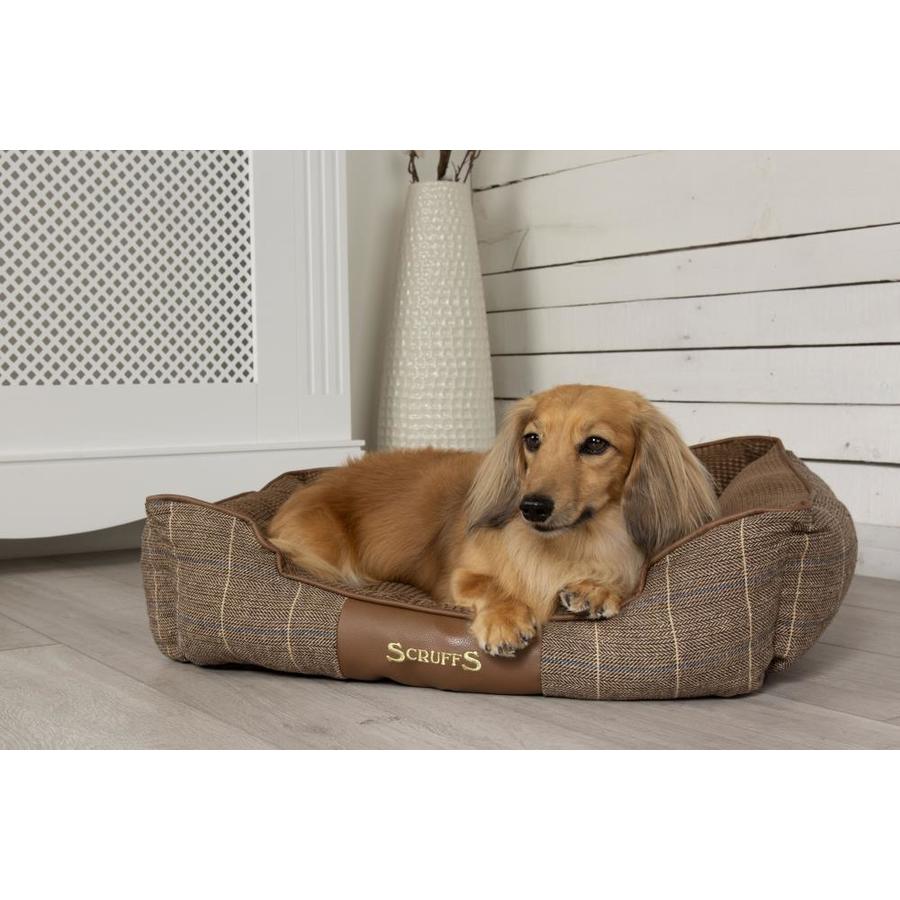 Scruffs Windsor Box Dog Bed (Small) Chestnut in the Pet Beds