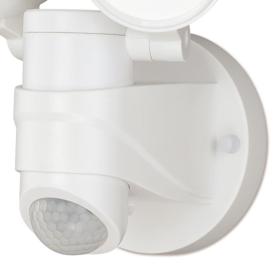 Cascadia Aglow LED Motion Sensor Security Light with Dusk t in the