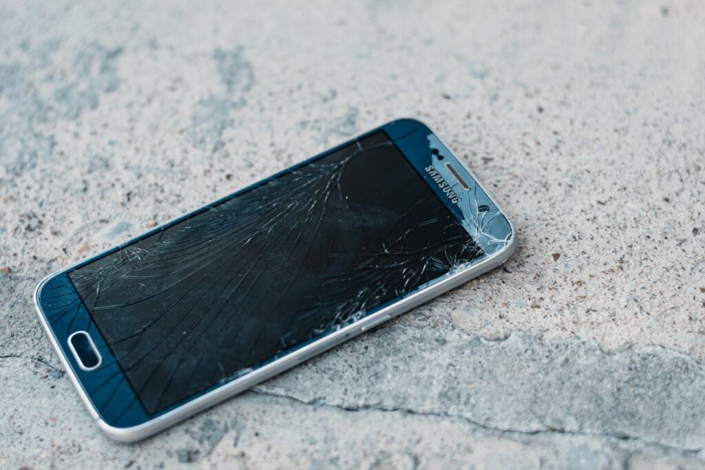 How Do You Know Your Screen Or Screen Protector Is Damaged? Mobile