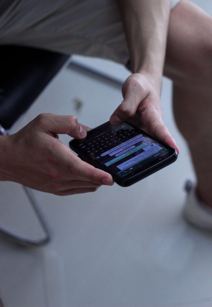 Cheating Spouse Text Messages Codes Catch Cheater Red Handed