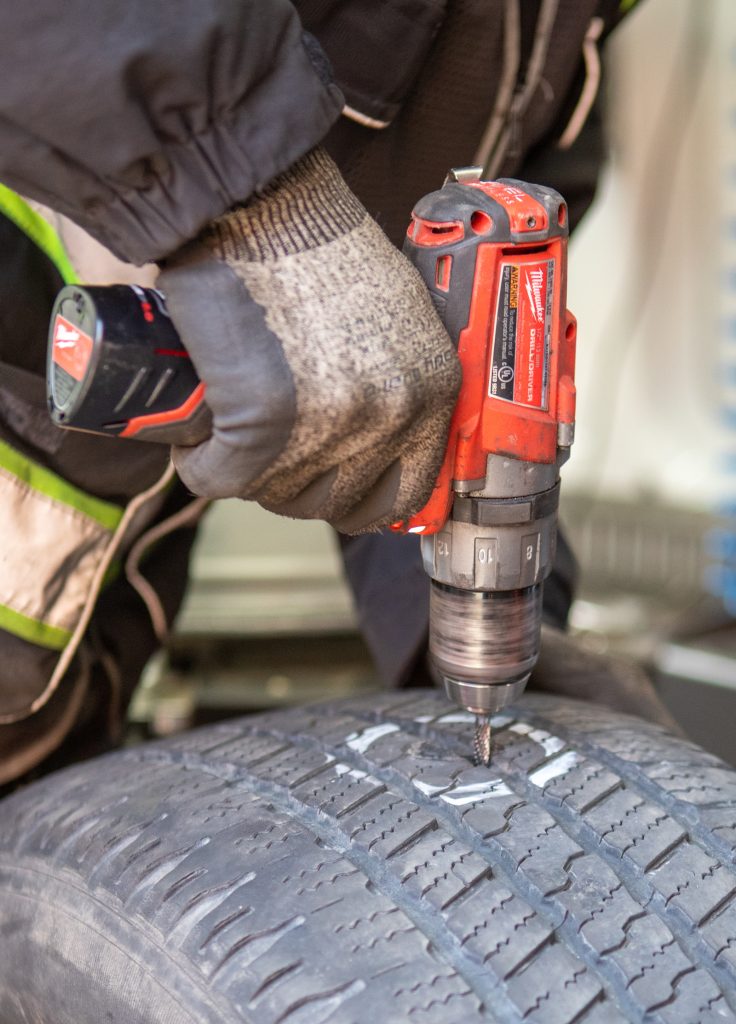 Flat Tire Mobile Tire Installation Milwaukee WI