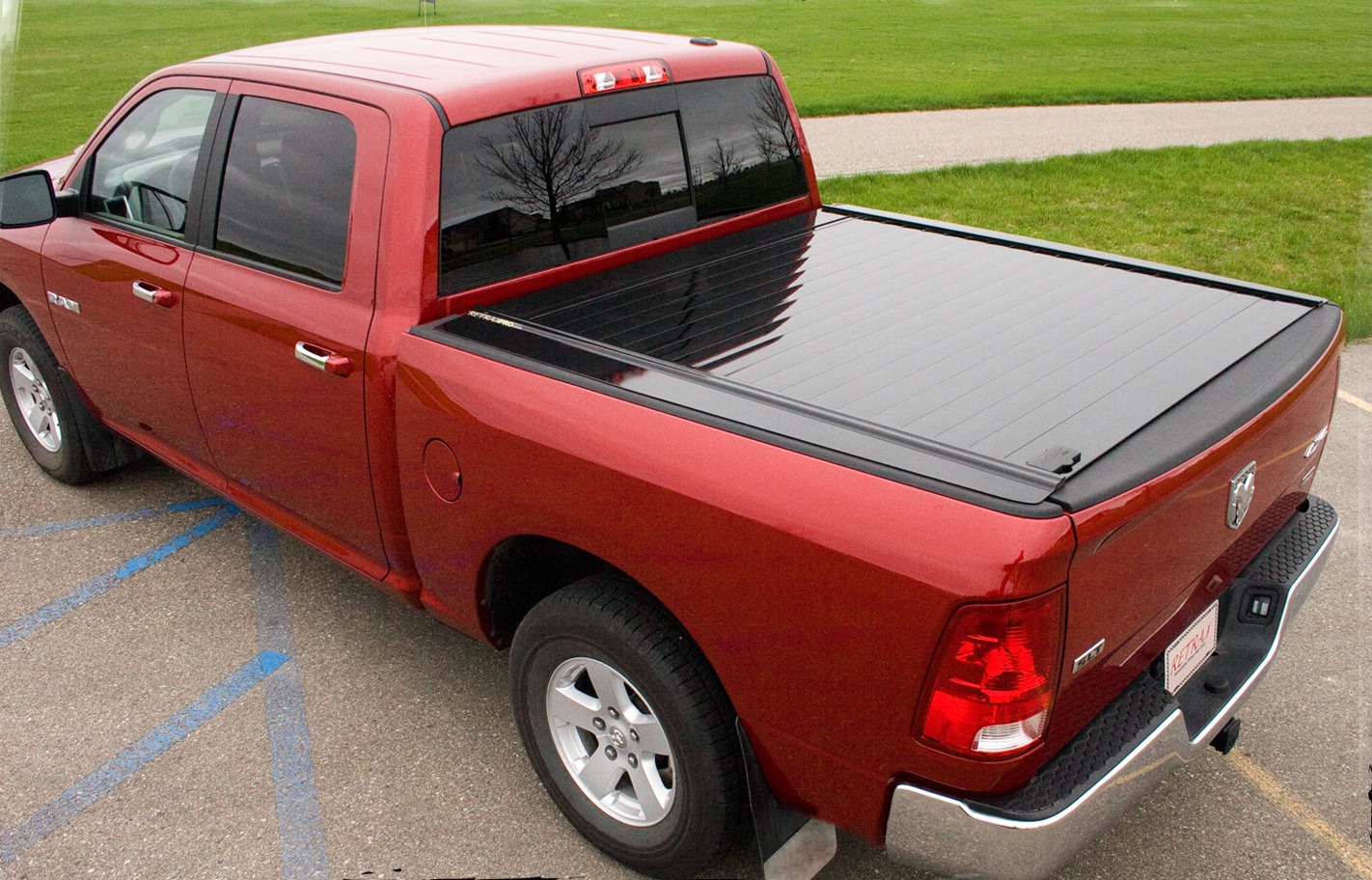 RetraxPro Retractable Tonneau Cover Mobile Living Truck and SUV