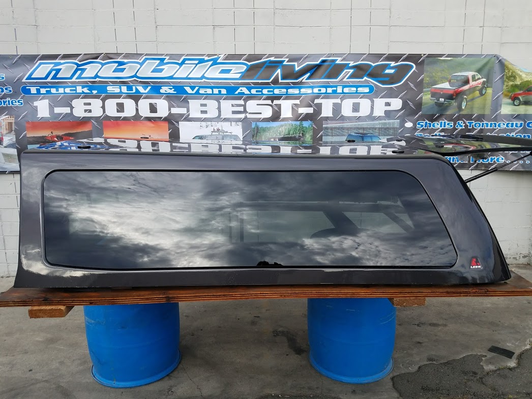 Leer 100XQ 66GS14 Fits Chevy/GMC Silverado/Sierra with a 6.5 Foot Bed