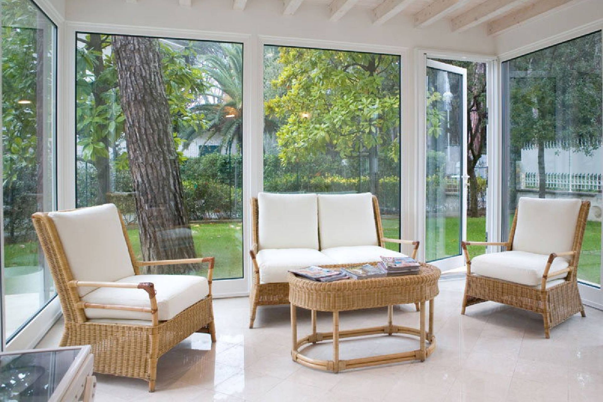 Come Arredare Veranda Chiusa The Coffee Table