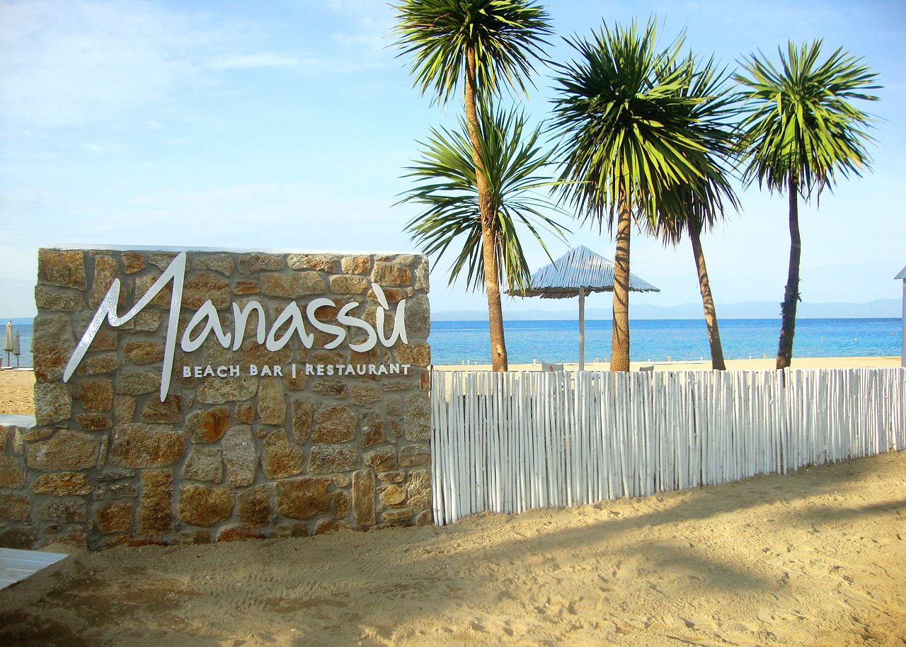 Halkidiki SithoniaBeach bar Manassu mocochoco