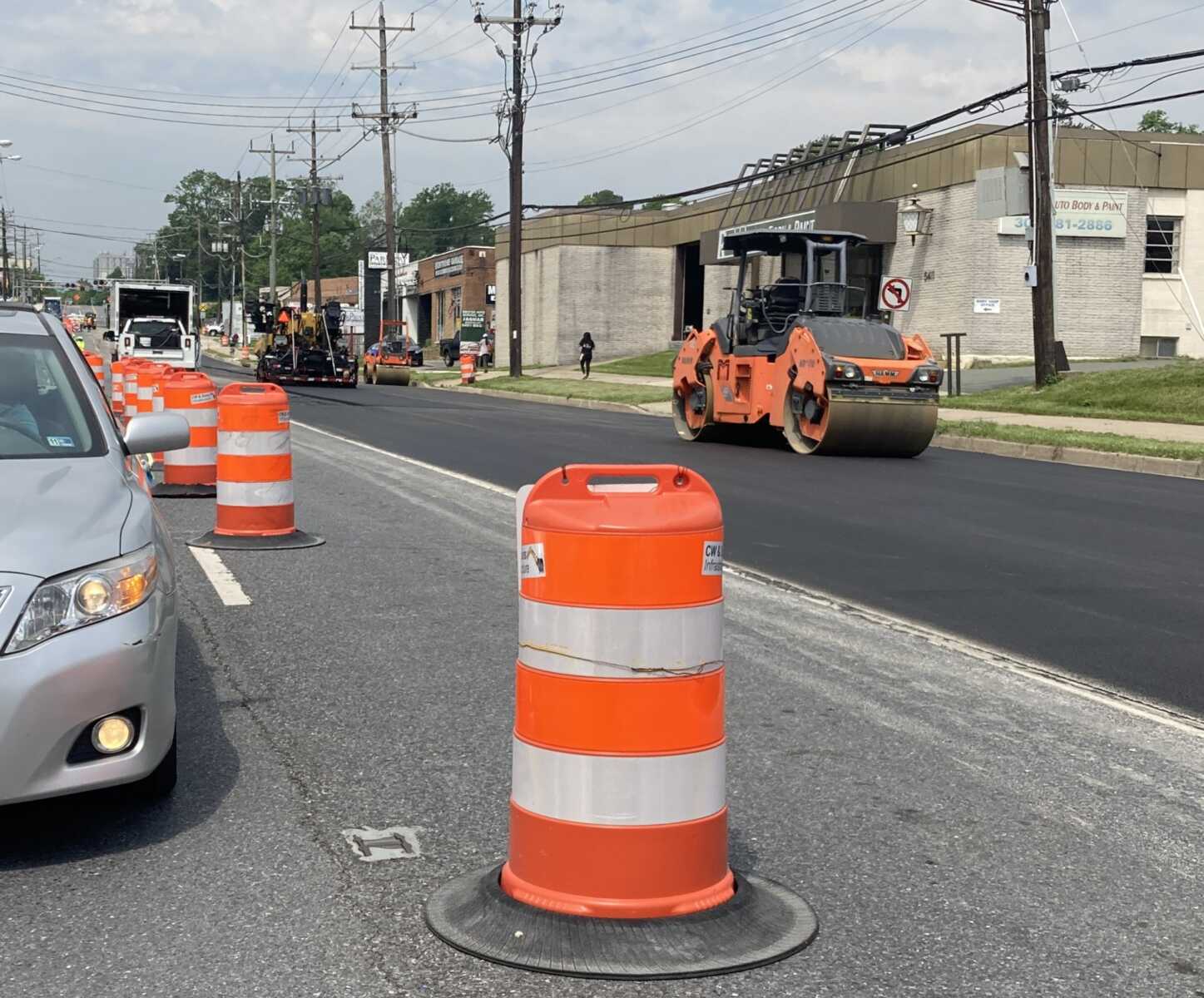 Final Paving Underway on WB Randolph Road Following 9 Month Closure