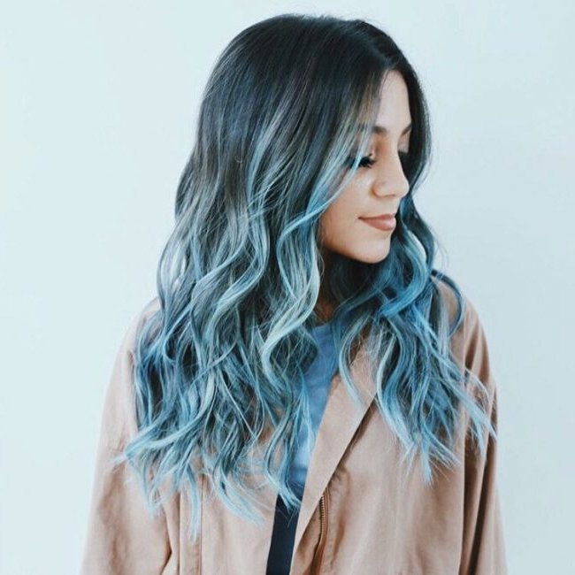 Mechones de moda de colores 2023