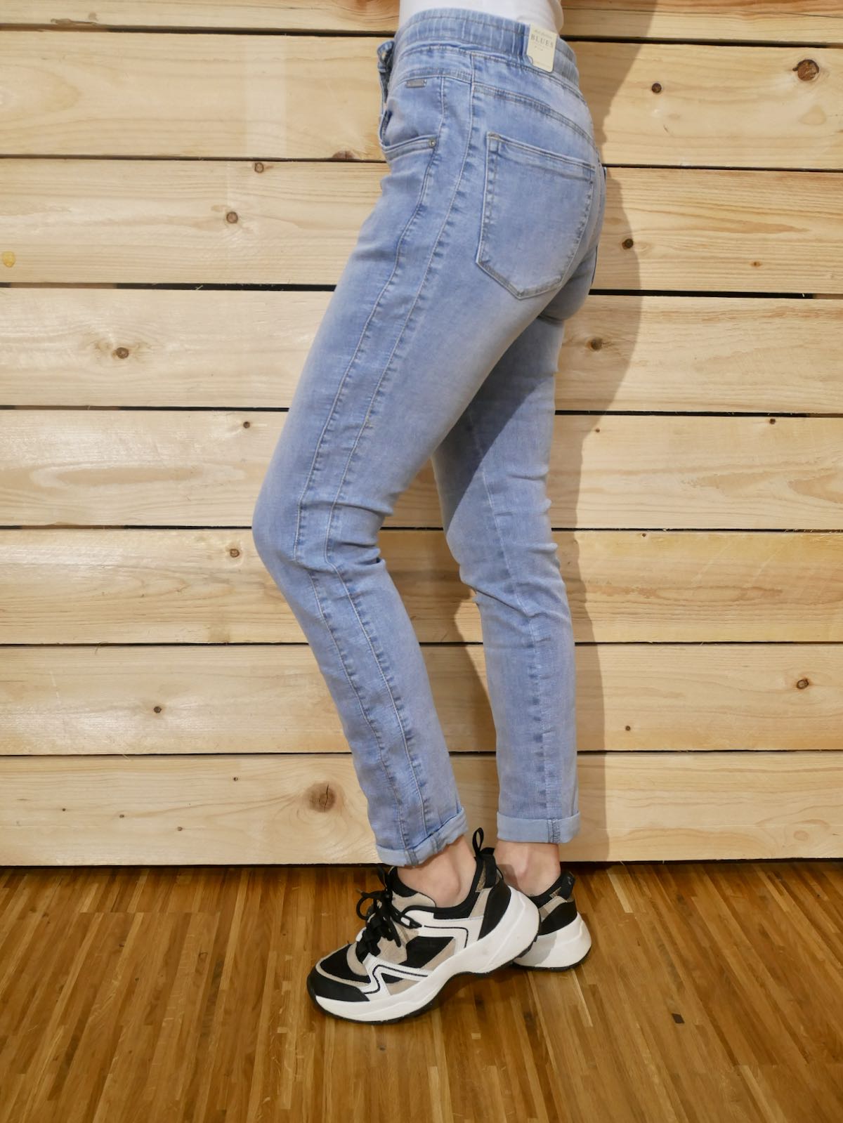 Red Button Jeans Tessy Denim 5 Pocket bleach Modehaus Rieker Süßen