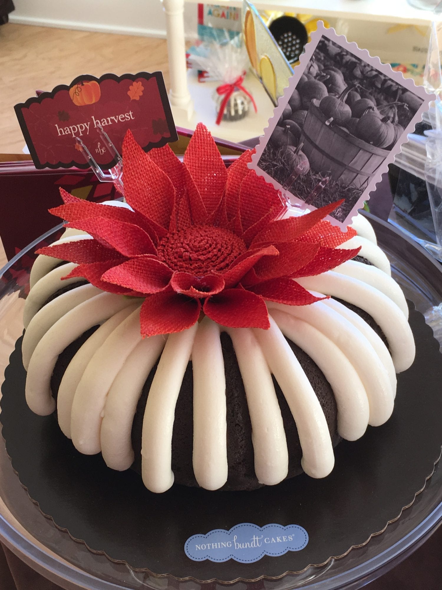 Nothing BUNDT Cakes!!!!!!! Mode Hospitality