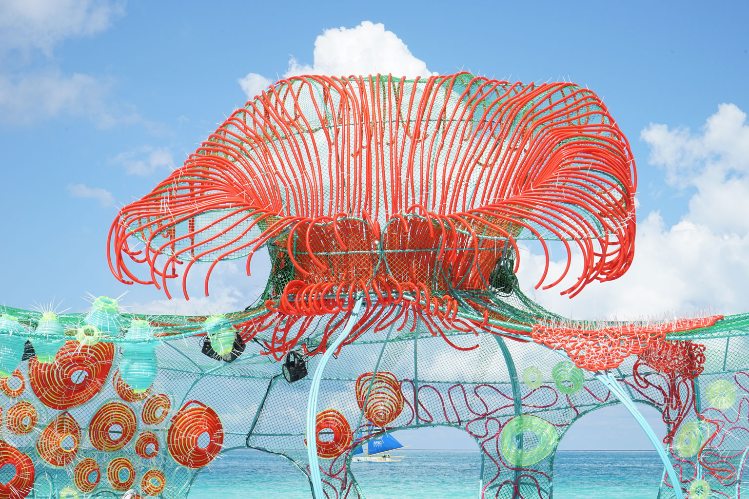 40 Beautiful Colored Pencil Drawings HARUNMUDAK