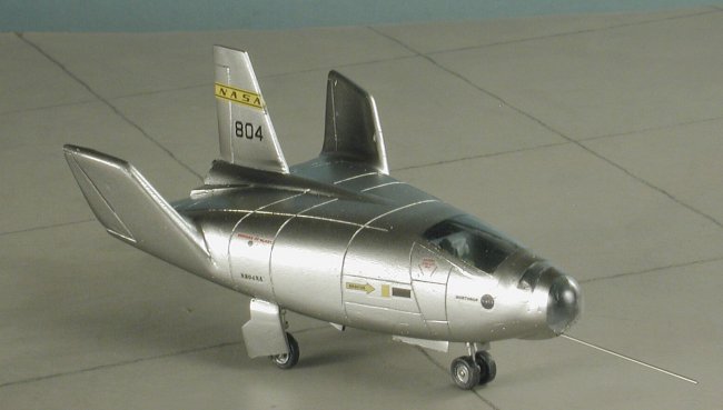 Anigrand 1/72 Northrop HL10 by Scott Van Aken