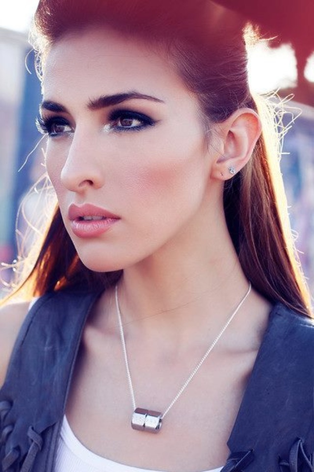 Las Vegas Modeling Agency Sizzles off the Strip Model Machine