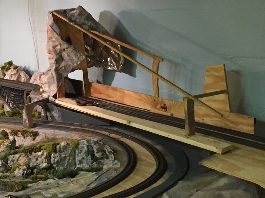 Glyn's mountain layout Model railroad layouts plansModel railroad