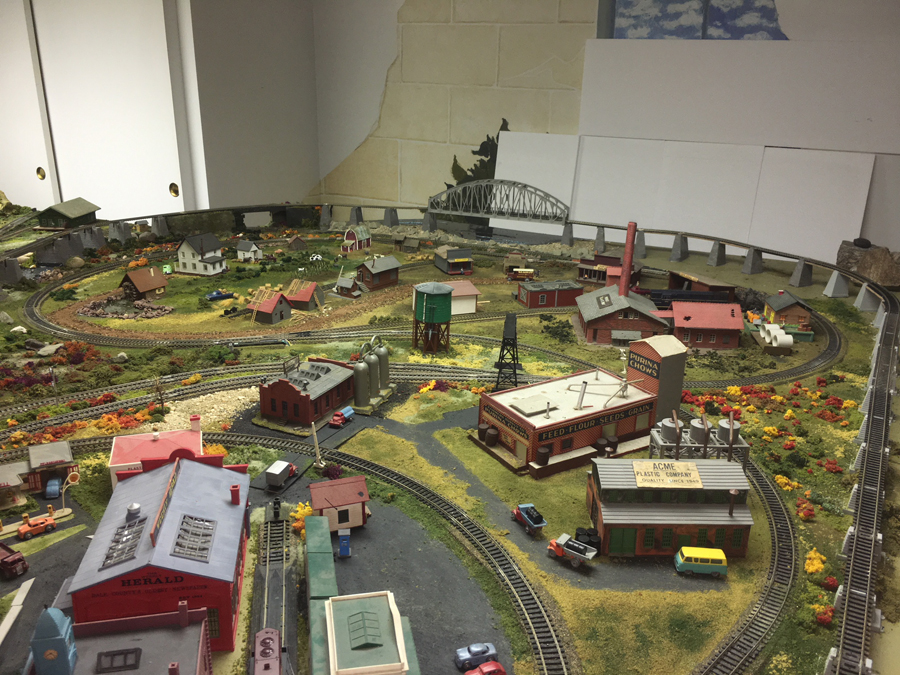 Atlas train track HO scale Scott's Model railroad layouts