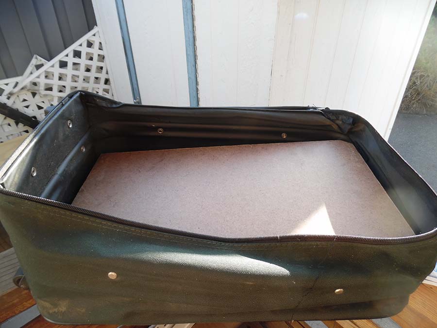 John's suitcase layout Model railroad layouts plansModel railroad