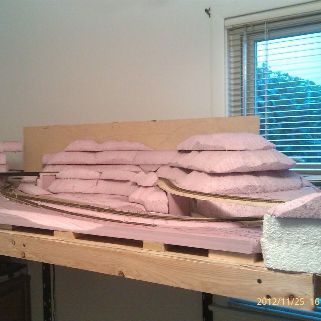 How To Make Model Train Mountain Scenery The Model Railroad Benchwork