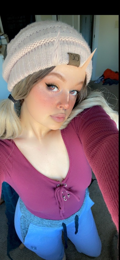 brit_2001 (Britney🦋🍓💛) free OnlyFans Leaked Pictures and Videos