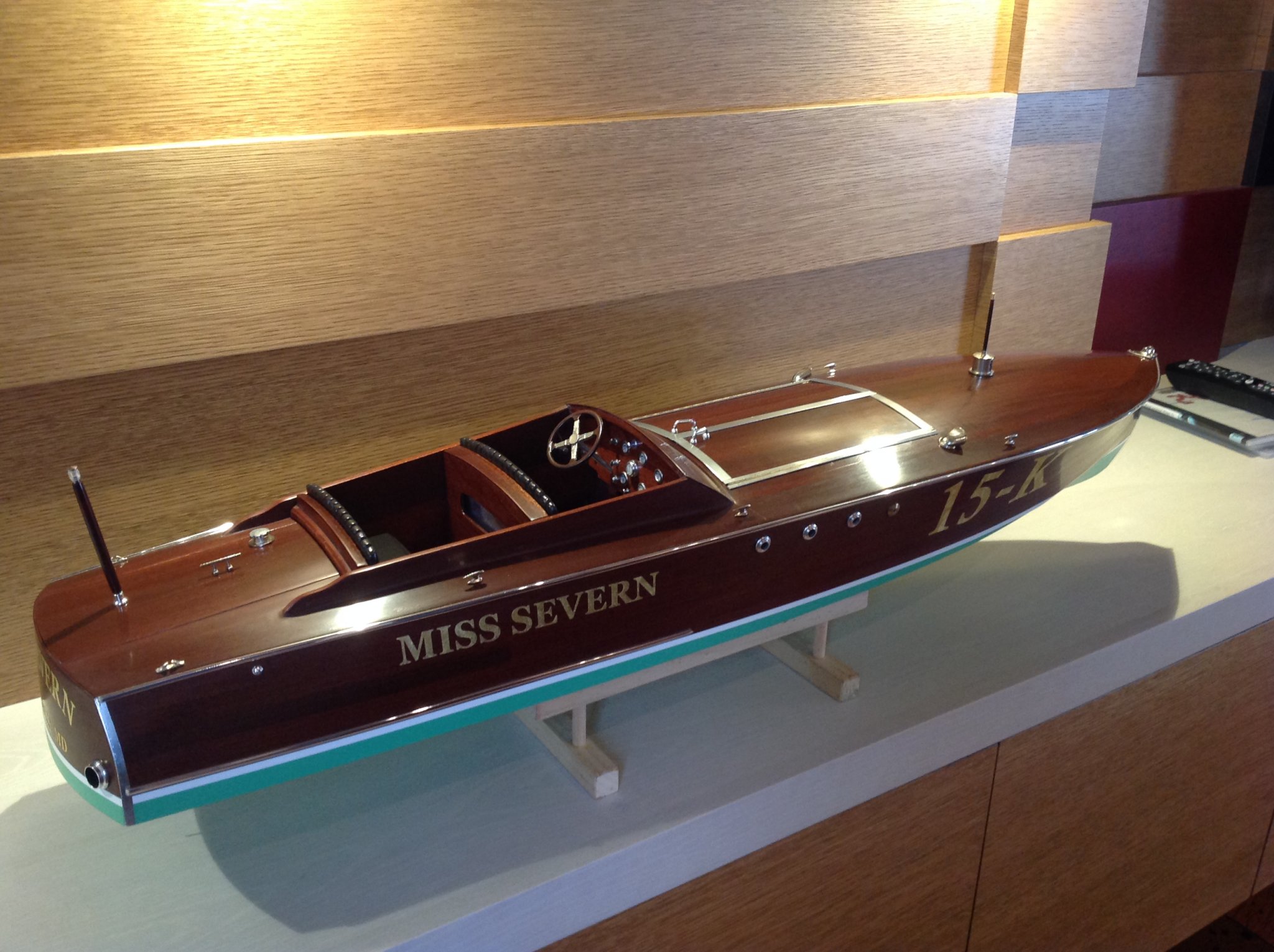 Dumas Typhoon Model Boat Kit