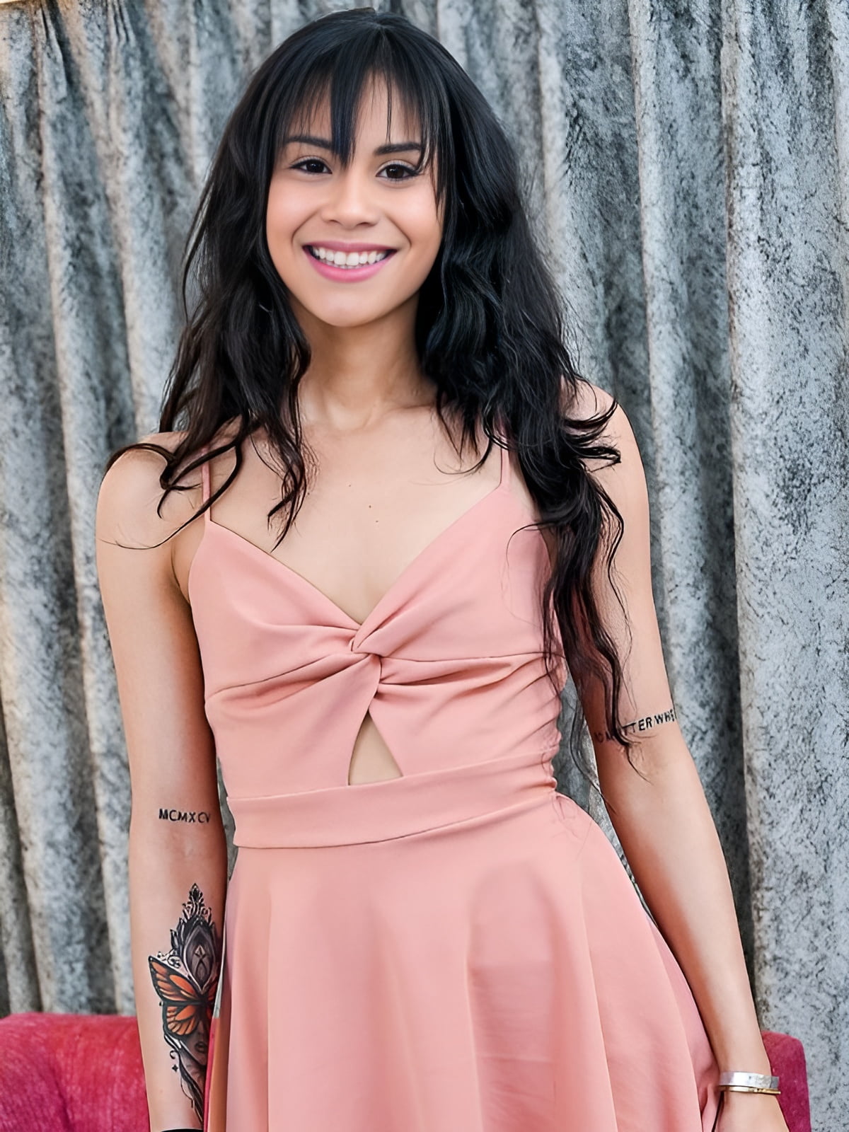 Ari Alectra (Model) Age, Wiki, Height, Photos, Videos, Net Worth & More