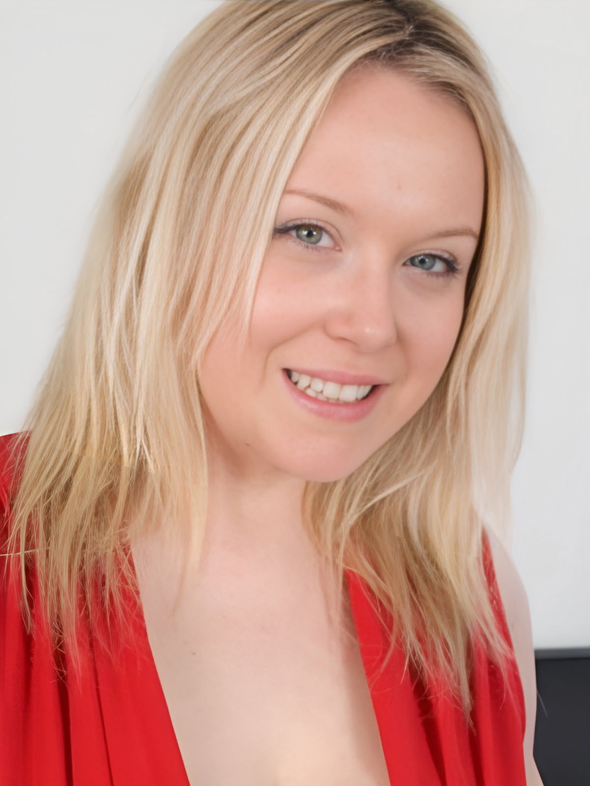 Sindy Bust (Model) Wiki, Age, Height, Bio, Ethnicity, Boyfriend, Career