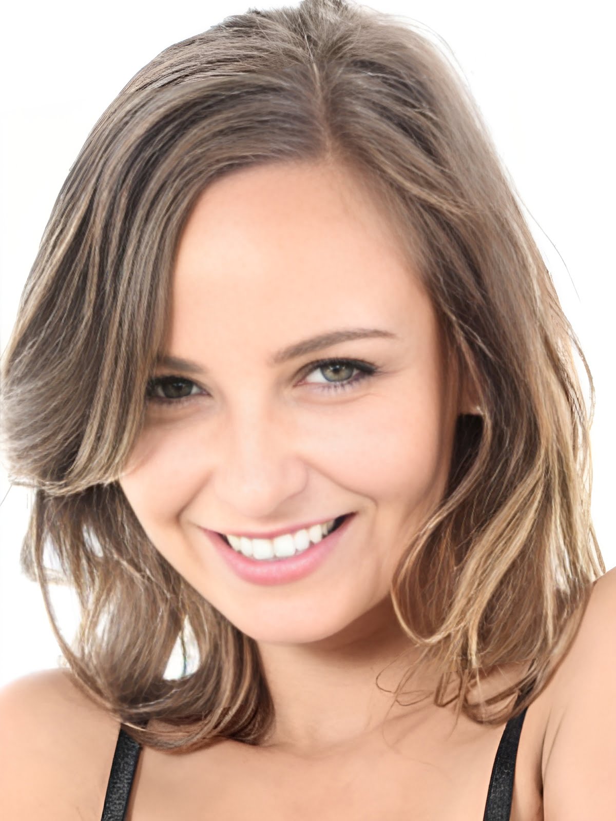 Stella Jones (Actress) Age, Height, Weight, Wiki, Bio, Photos, Boyfriend and More