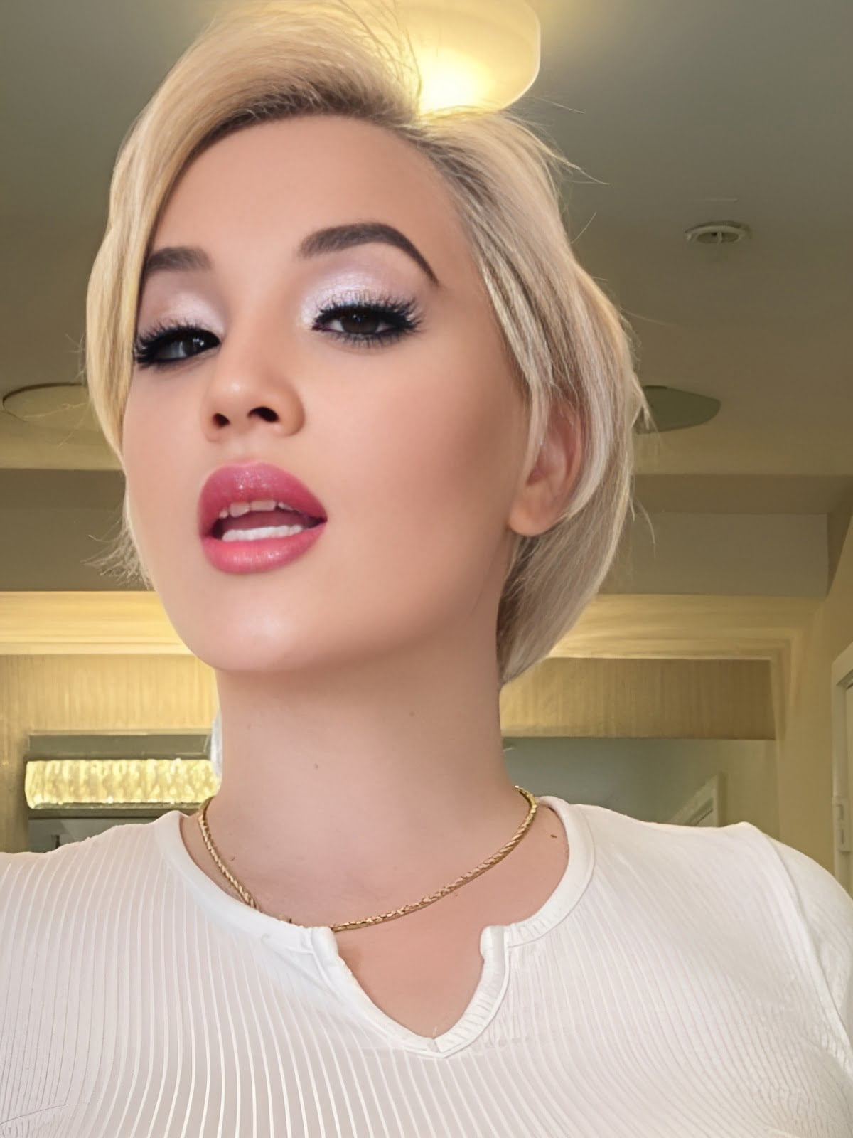 Toveyah (Model) Wiki, Age, Height, Bio, Weight, Photos, Career and More