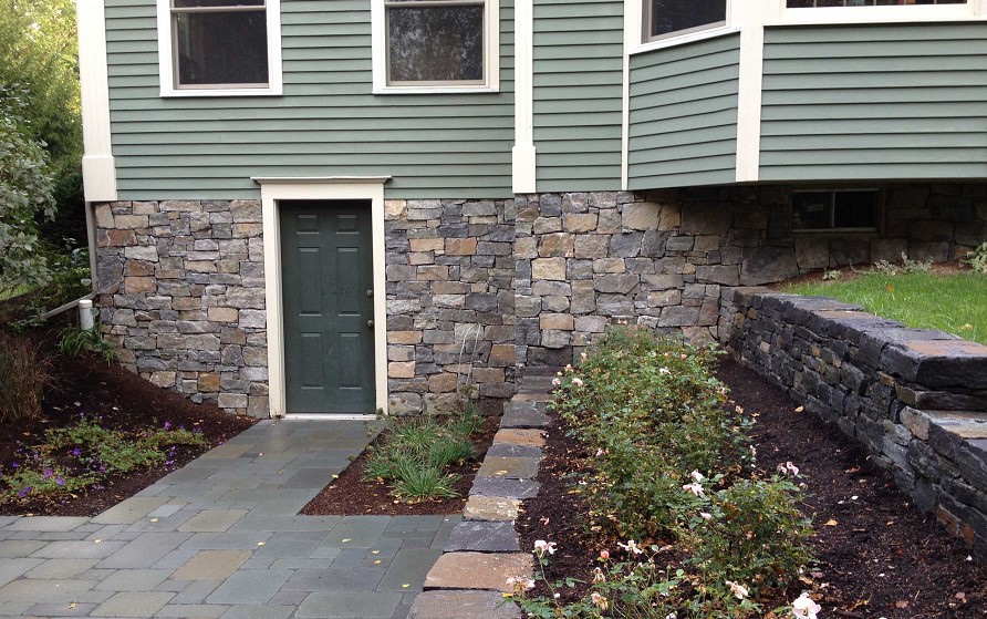 Retaining Wall Walkout Basement 3 Helpful Tips & Best Guide