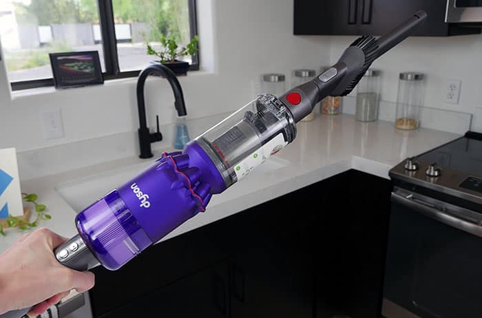 Dyson OmniGlide Review — Cleaning & Run Time Tests