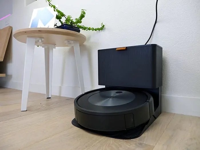 Roomba j7+ Review 7 Real World Cleaning Tests