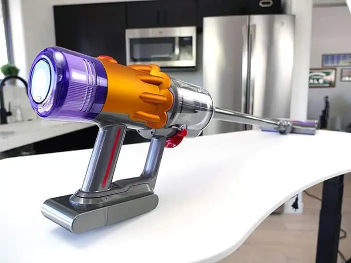 Dyson V7 Slim Cordless Stick Vacuum Review