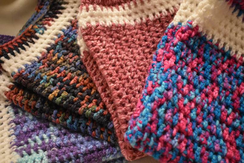 Critter Crafting Cat Mats Making Cats Cozy One Mat at a Time Modern Cat