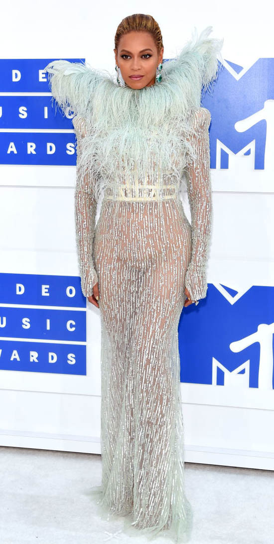 Best & Worst Dressed MTV MVA