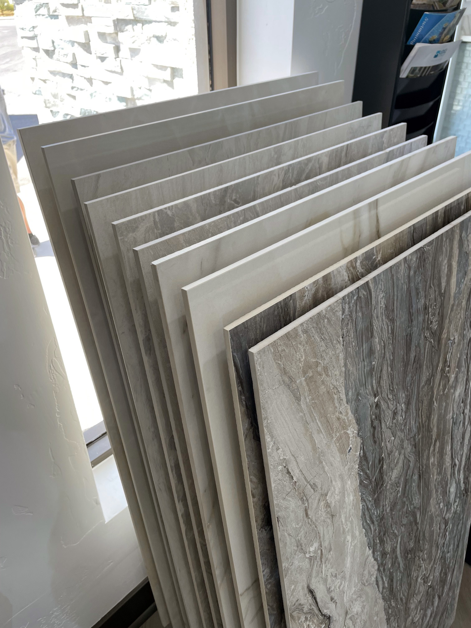 Modern Edge Stone & Tile