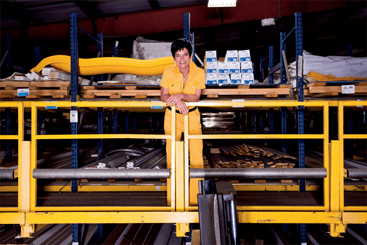 84 Lumber Modern Home Builders magazine